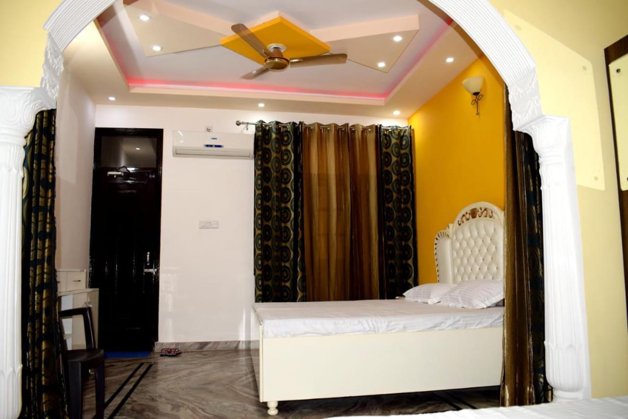 אמריצר $4 Home Stay מראה חיצוני תמונה