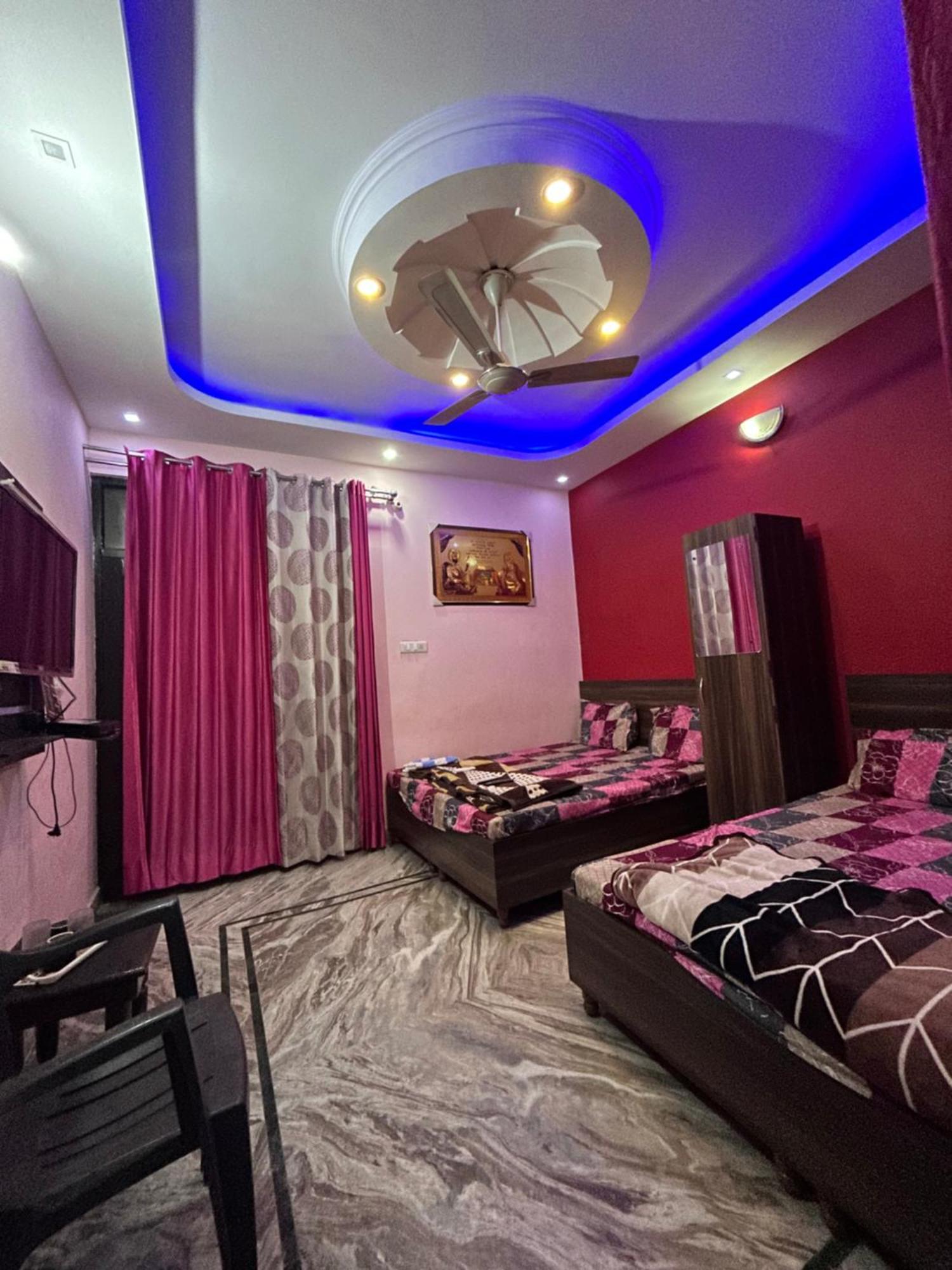 אמריצר $4 Home Stay מראה חיצוני תמונה